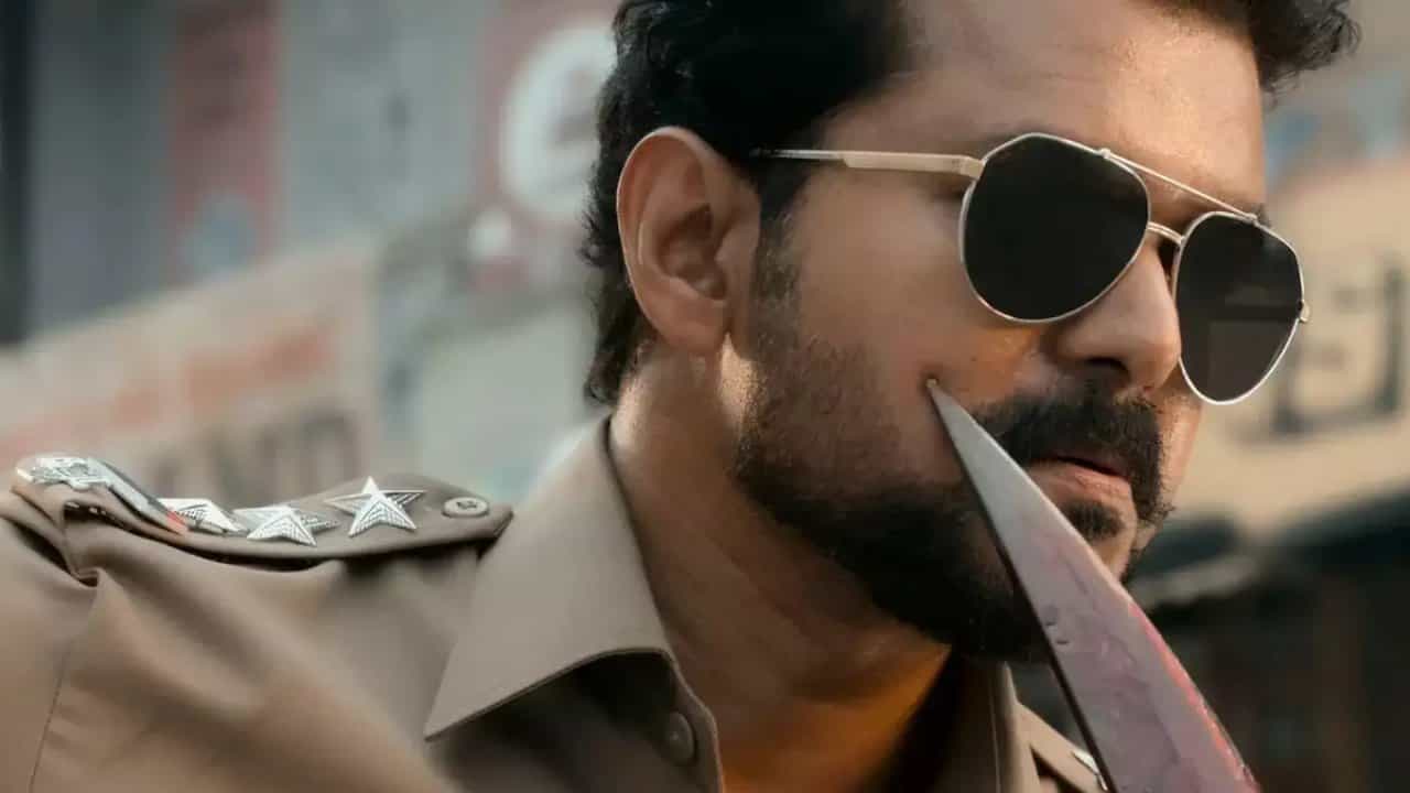 ‘ಜನ ನಾಯಗನ್’ ಸಿನಿಮಾನಲ್ಲಿ ಮ್ಯೂಟ್ ಆಗಿವೆ ಹಲವು ಸಂಭಾಷಣೆ ‘ಜನ ನಾಯಗನ್’ ಸಿನಿಮಾನಲ್ಲಿ ಮ್ಯೂಟ್ ಆಗಿವೆ ಹಲವು ಸಂಭಾಷಣೆ