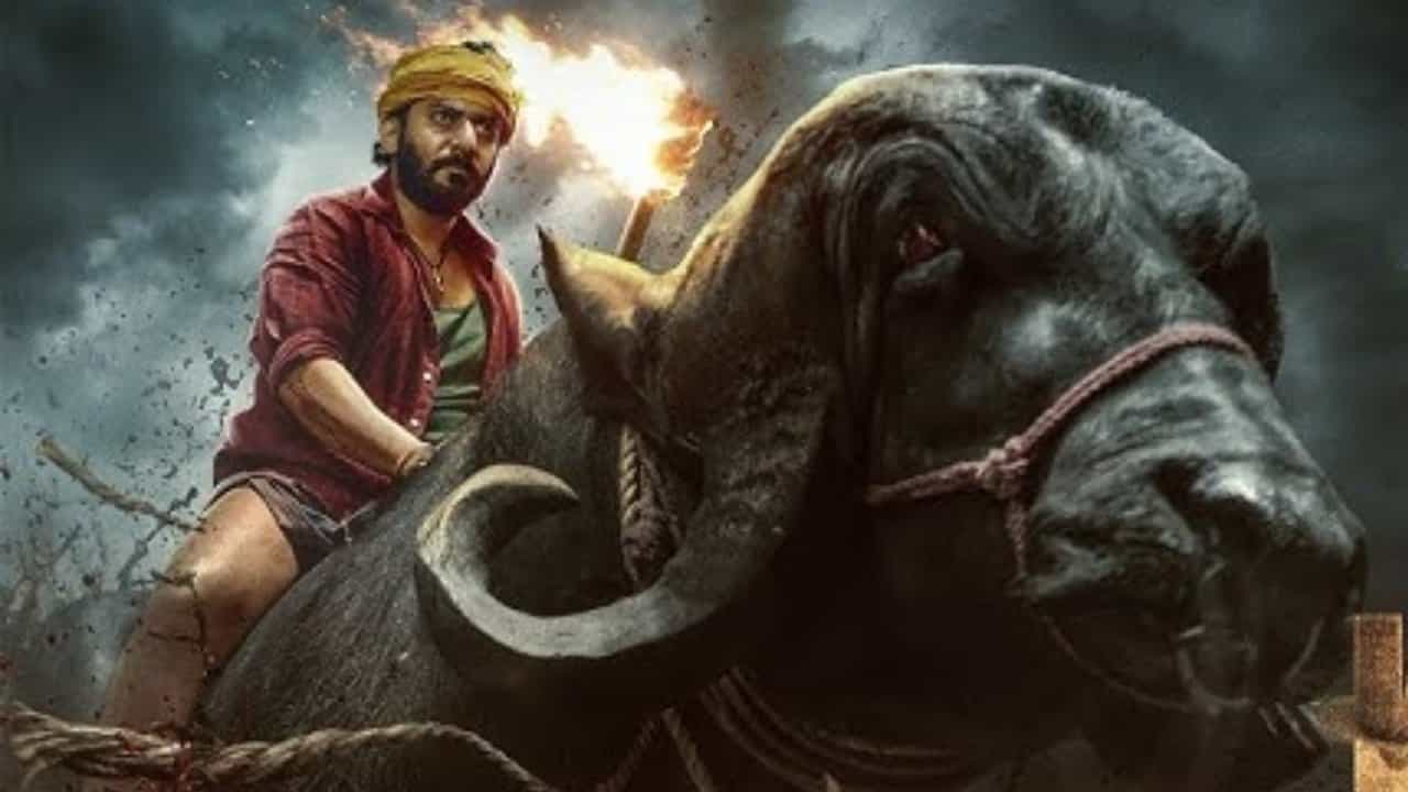 ಪ್ರಜ್ವಲ್ ದೇವರಾಜ್, ರಾಜ್ ಬಿ ಶೆಟ್ಟಿ, ಮಿತ್ರ, ರಮೇಶ್ ಇಂದಿರಾ, ಸಂಪದಾ ಸೇರಿ ಹಲವು ಪ್ರತಿಭಾವಂತ ನಟ, ನಟಿಯರು ಒಟ್ಟಿಗೆ ಸೇರಿ ನಟಿಸಿರುವ ‘ಕರಾವಳಿ’ ಸಿನಿಮಾ ಈ ವಾರ ಬಿಡುಗಡೆ ಆಗುತ್ತಿದೆ. ಸಿನಿಮಾ ಅನ್ನು ಗುರುದತ್ ಗಾಣಿಗಾ ನಿರ್ದೇಶನ ಮಾಡಿದ್ದು ಸಿನಿಮಾದ ಬಗ್ಗೆ ಸಾಕಷ್ಟು ನಿರೀಕ್ಷೆಗಳಿವೆ. ಇದೇ ಶುಕ್ರವಾರ ಸಿನಿಮಾ ಬಿಡುಗಡೆ ಆಗುತ್ತಿದೆ.