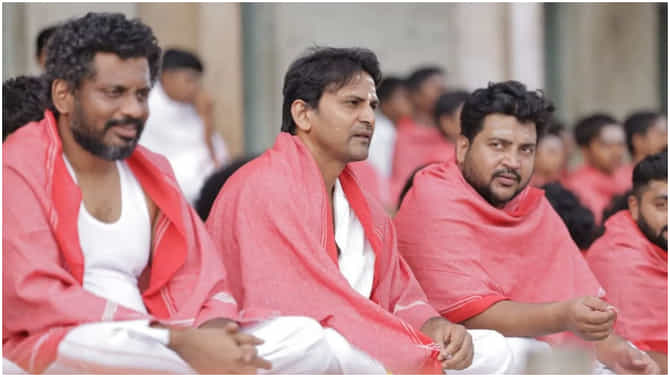 ಓ ಬೆಳಕೆ ಬಾ ಮನಕೆ: ಡಾಲಿ ಧನಂಜಯ ಬರೆದ ಪ್ರಾರ್ಥನಾ ಗೀತೆ ಹೇಗಿದೆ ನೋಡಿ..