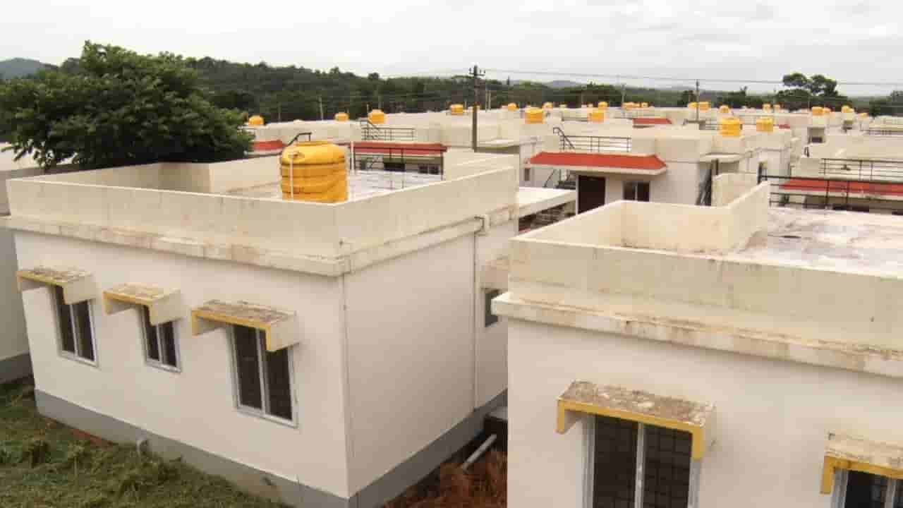 ಮನೆ ಸಿಕ್ಕರೂ ಬೆಳಕಿಲ್ಲ! ಕೊಡಗಿನಲ್ಲಿ ಪ್ರವಾಹ ಸಂತ್ರಸ್ತರಿಗೆ ಕತ್ತಲ ಭಾಗ್ಯ