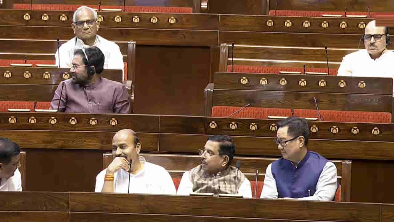 ಸಂಸತ್ ಬಜೆಟ್ ಅಧಿವೇಶನದಲ್ಲಿ ಕರ್ನಾಟಕದ ಇಬ್ಬರು ಸಂಸದರ ಕಳಪೆ ಹಾಜರಾತಿ: ಒಬ್ಬರದ್ದು ಶೂನ್ಯ ಸಾಧನೆ!