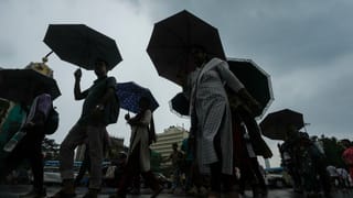 Karnataka Weather Forecast: ನಾಳೆ 4 ಜಿಲ್ಲೆಗಳಿಗೆ ಆರೆಂಜ್​​ ಅಲರ್ಟ್​​, ತಿಂಗಳಾಂತ್ಯದವರೆಗೂ ಮಳೆ ಮುನ್ಸೂಚನೆ