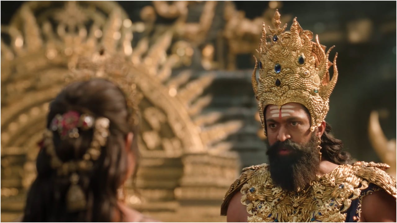 ಚಿನ್ನದ ಆಭರಣಗಳು ಮತ್ತು ನವರತ್ನ ಖಚಿತ ಭವ್ಯ ಕಿರೀಟವನ್ನು ಧರಿಸಿರುವ ರಾವಣನ ನೋಟ ಕಣ್ಣು ಕೋರೈಸುವಂತಿದೆ. ಅವನ ದಟ್ಟವಾದ ಗಡ್ಡ, ತೇಜಸ್ಸು ಹಾಗೂ ಮುಖದಲ್ಲಿನ ಗಾಂಭೀರ್ಯವು ಲಂಕಾಧಿಪತಿಯ ಅಹಂಕಾರದ ವ್ಯಕ್ತಿತ್ವಕ್ಕೆ ಸಂಪೂರ್ಣ ನ್ಯಾಯ ಒದಗಿಸಿದೆ.