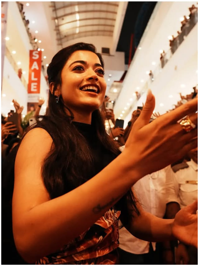 ನಟಿ ರಶ್ಮಿಕಾ ಮಂದಣ್ಣ ಎಷ್ಟು ಖುಷಿಯಾಗಿದ್ದಾರೆ ನೋಡಿ..