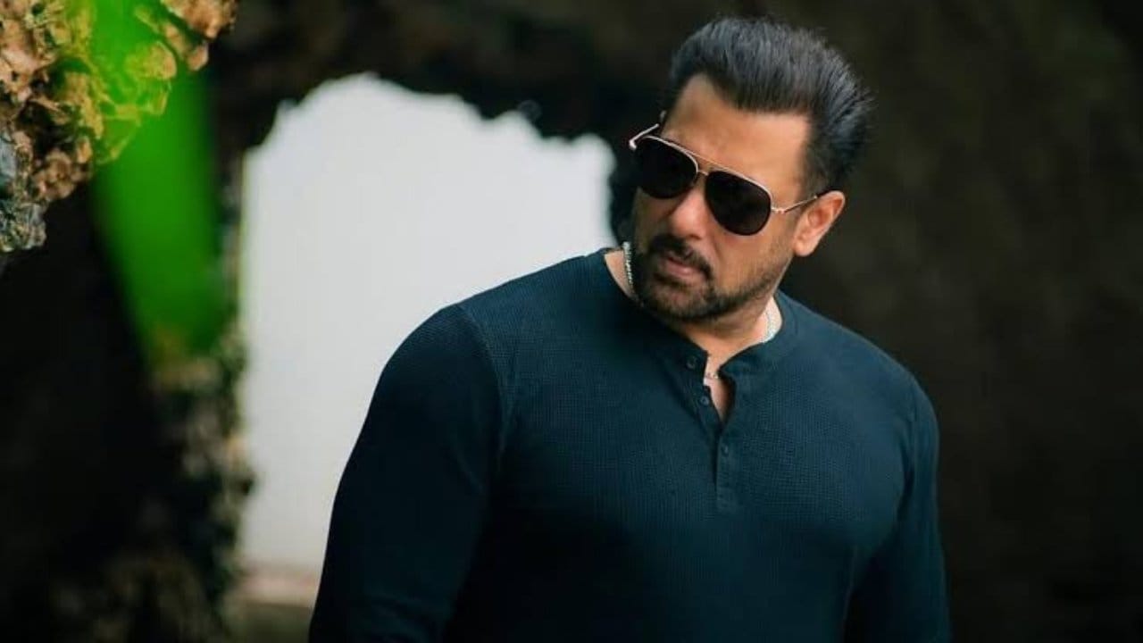 ಬಹುತೇಕ ಸೆಲೆಬ್ರಿಟಿಗಳು ಪ್ರತಿಭಟನೆಗೆ ಬೆಂಬಲ ಕೊಡಲು ಮೀನಾ-ಮೇಷ ಎಣಿಸುತ್ತಿದ್ದ ಸಂದರ್ಭದಲ್ಲಿ ನಟ ಸಲ್ಮಾನ್ ಖಾನ್ ಸಾಮಾಜಿಕ ಜಾಲತಾಣದ ಮೂಲಕ ವಿದ್ಯಾರ್ಥಿಗಳ ಮೇಲಿನ ಹಲ್ಲೆಯನ್ನು ಖಂಡಿಸಿದರು. ಸೋನಂ ವಾಂಕ್ಚುಕ್ ಅವರ ಉಪವಾಸ ಸತ್ಯಾಗ್ರಹ ಅಂತ್ಯ ಮಾಡುವಂತೆ ಮಾಡಿದರು. ಸಲ್ಮಾನ್ ಖಾನ್ ಬೆಂಬಲದ ಬಳಿಕ ದಂಡು ದಂಡಾಗಿ ಬಾಲಿವುಡ್ ಸೆಲೆಬ್ರಿಟಿಗಳು ವಿದ್ಯಾರ್ಥಿಗಳಿಗೆ ಬೆಂಬಲ ಕೊಡಲು ಆರಂಭಿಸಿದರು. ಈ ಪ್ರತಿಭಟೆನೆಗೆ ಭರಪೂರ ಬಾಲಿವುಡ್ ಬೆಂಬಲ ಸಿಗುವಲ್ಲಿ ಸಲ್ಮಾನ್ ಖಾನ್ ಪಾತ್ರ ಮುಖ್ಯವಾದುದು ಎನ್ನಬಹುದು.