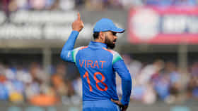 ಏಕದಿನ ಕ್ರಿಕೆಟ್​ನಲ್ಲಿ ವಿಶೇಷ ಶತಕ ಪೂರೈಸಿದ ವಿರಾಟ್ ಕೊಹ್ಲಿ