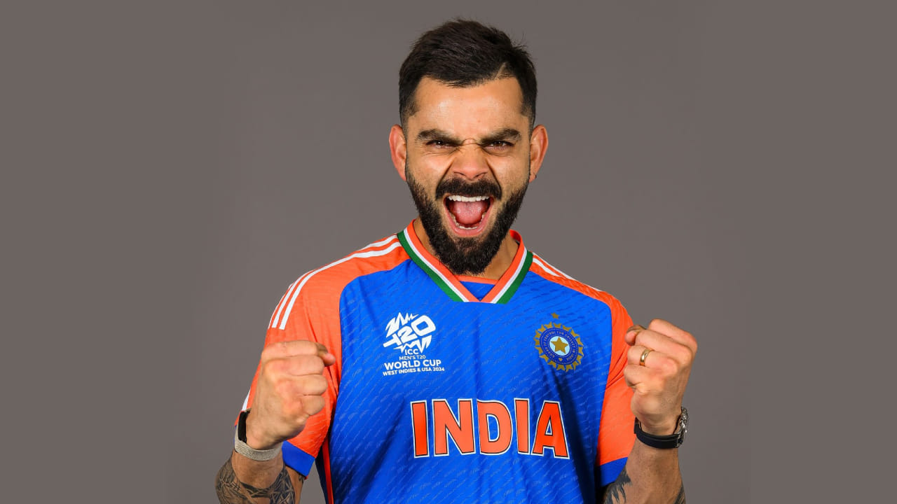 ಇದಕ್ಕೂ ಮುನ್ನ ಮೂರನೇ ಸ್ಥಾನದಲ್ಲಿ ವಿರಾಟ್ ಕೊಹ್ಲಿ ಕಾಣಿಸಿಕೊಂಡಿದ್ದರು. ಟಿ20 ಅಂತಾರಾಷ್ಟ್ರೀಯ ಕ್ರಿಕೆಟ್ನಲ್ಲಿ 117 ಇನಿಂಗ್ಸ್ ಆಡಿರುವ ಕೊಹ್ಲಿ ಒಟ್ಟು 4,188 ರನ್ ಕಲೆಹಾಕಿದ್ದಾರೆ. ಇದೀಗ ವಿರಾಟ್ ಕೊಹ್ಲಿಯನ್ನು ಹಿಂದಿಕ್ಕುವಲ್ಲಿ ಬಟ್ಲರ್ ಯಶಸ್ವಿಯಾಗಿದ್ದಾರೆ. (PC: Getty Images)