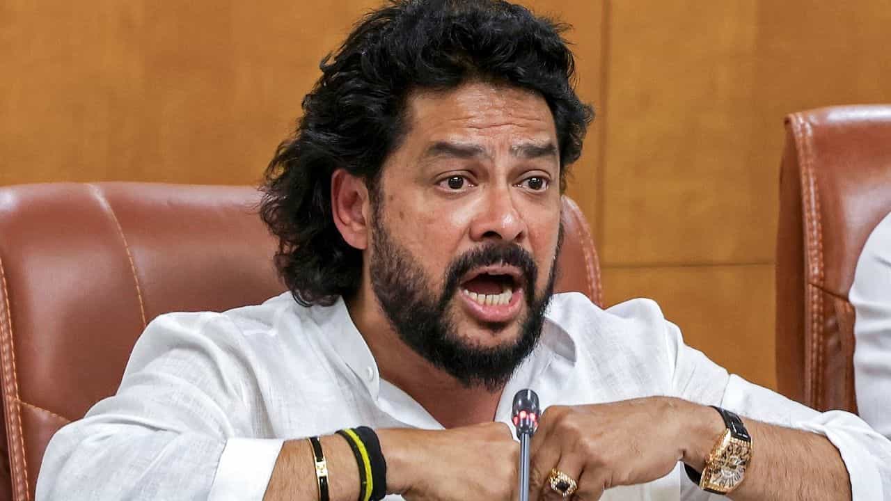 ನಾಗೇಂದ್ರ ರಾಜೀನಾಮೆ ಬೆನ್ನಲ್ಲೇ ಖಾಲಿ ಆಗಿರುವ ಸಚಿವ ಸ್ಥಾನ ಯಾರ ಪಾಲು? ಕಾಂಗ್ರೆಸ್​​ ಲೆಕ್ಕಾಚಾರಗಳೇನು?