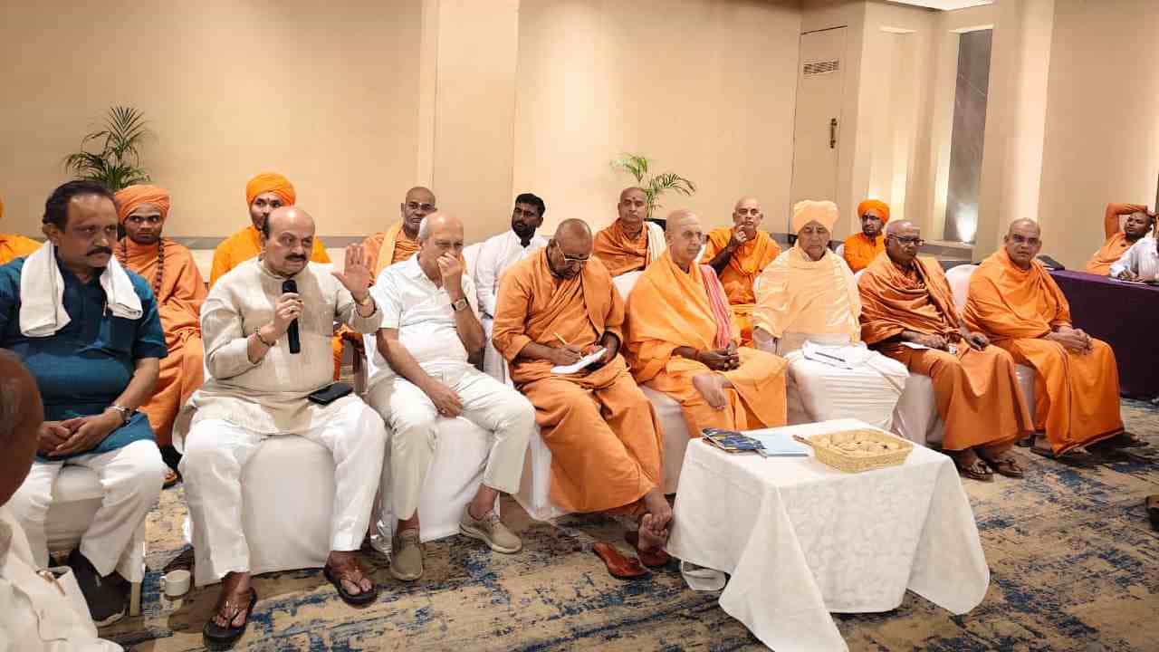 ಉತ್ತರ ಕರ್ನಾಟಕದ ಗ್ರಾಮೀಣ ಹಾಗೂ ಬಡ ಪ್ರತಿಭಾವಂತ ಮಕ್ಕಳಿಗೆ ಗುಣಮಟ್ಟದ ತರಬೇತಿ: ಬೊಮ್ಮಾಯಿ