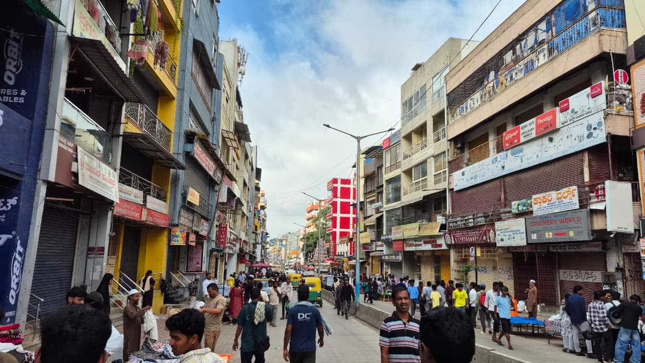 Bengaluru Air Quality: ಬಿಟಿಎಂ ಲೇಔಟ್ ಮತ್ತು ಬನಶಂಕರಿ ಸೇರಿದಂತೆ ಬೆಂಗಳೂರಿನ ವಾಯುಗುಣಮಟ್ಟದಲ್ಲಿ ಸುಧಾರಣೆ Bengaluru Air Quality: ಬಿಟಿಎಂ ಲೇಔಟ್ ಮತ್ತು ಬನಶಂಕರಿ ಸೇರಿದಂತೆ ಬೆಂಗಳೂರಿನ ವಾಯುಗುಣಮಟ್ಟದಲ್ಲಿ ಸುಧಾರಣೆ