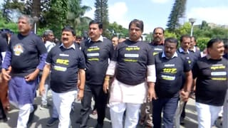 ಸಚಿವ ಬಿ. ನಾಗೇಂದ್ರ ರಾಜೀನಾಮೆಗೆ ಒತ್ತಾಯಿಸಿ ಕಪ್ಪು ಟೀ ಶರ್ಟ್​​ ಧರಿಸಿ ಬಿಜೆಪಿ-ಜೆಡಿಎಸ್ ಪ್ರತಿಭಟನೆ