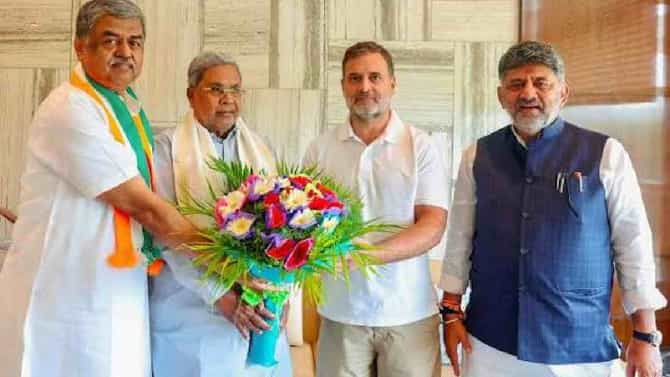 ದಿಲ್ಲಿಯಿಂದ ಡಿಕೆಶಿಗೆ ಕರೆ: ನಾಳೆ ಸಚಿವ ಸಂಪುಟ ವಿಸ್ತರಣೆ ಆಗುತ್ತಾ, ಇಲ್ವಾ?