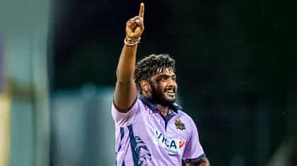 ಮೊದಲ 3 ಎಸೆತಗಳಲ್ಲೇ ಹ್ಯಾಟ್ರಿಕ್: ಹೊಸ ವಿಶ್ವ ದಾಖಲೆ ಬರೆದ ಲಿಂಗೇಶ್!