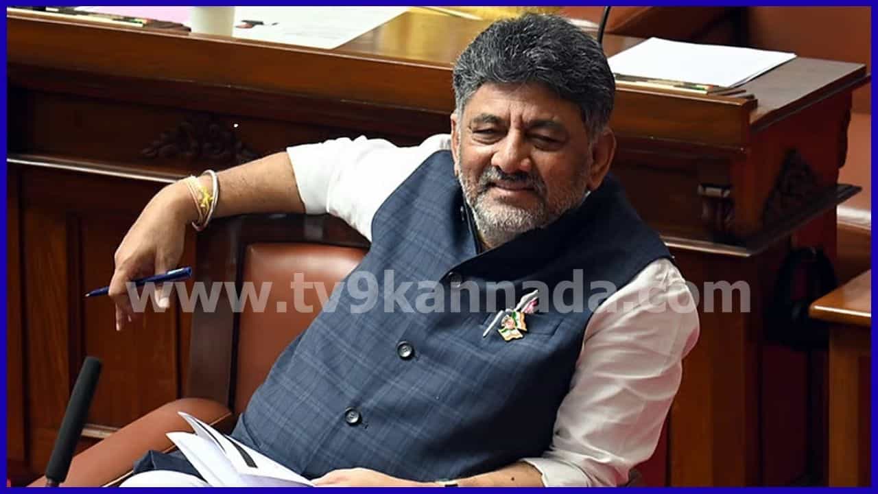 ಸತತ 7 ಗಂಟೆ 27 ಜಿಲ್ಲೆಗಳ ಶಾಸಕರ ಜೊತೆ ಸಿಎಂ ಡಿಕೆ ಶಿವಕುಮಾರ್ ಸಭೆ: ಅಭಿವೃದ್ಧಿ, ಬರ, SIR ಬಗ್ಗೆ ಮಹತ್ವದ ಚರ್ಚೆ ಸತತ 7 ಗಂಟೆ 27 ಜಿಲ್ಲೆಗಳ ಶಾಸಕರ ಜೊತೆ ಸಿಎಂ ಡಿಕೆ ಶಿವಕುಮಾರ್ ಸಭೆ: ಅಭಿವೃದ್ಧಿ, ಬರ, SIR ಬಗ್ಗೆ ಮಹತ್ವದ ಚರ್ಚೆ