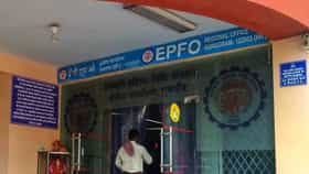 ಪಿಎಫ್ ವೇತನ ಮಿತಿ 25,000 ರೂಗೆ ಏರಿಸಲು ಸರ್ಕಾರ ನಿರ್ಧಾರ