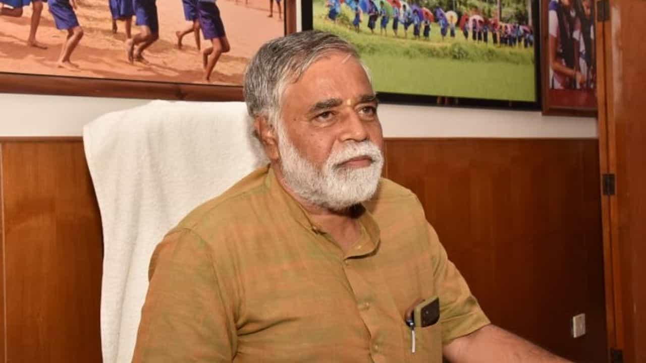 B.C. Nagesh Death: ಮಾಜಿ ಶಿಕ್ಷಣ ಸಚಿವ ಬಿ.ಸಿ. ನಾಗೇಶ್ ನಿಧನ: ಕಂಬನಿ ಮಿಡಿದ ರಾಜಕೀಯ ಗಣ್ಯರು B.C. Nagesh Death: ಮಾಜಿ ಶಿಕ್ಷಣ ಸಚಿವ ಬಿ.ಸಿ. ನಾಗೇಶ್ ನಿಧನ: ಕಂಬನಿ ಮಿಡಿದ ರಾಜಕೀಯ ಗಣ್ಯರು