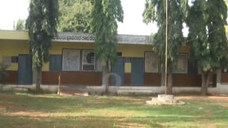 ಸದ್ದಿಲ್ಲದೆ ಸರ್ಕಾರಿ ಕನ್ನಡ ಶಾಲೆಗೆ ಬೀಗ?: ಗದಗದ ಕೆಂಚಲಾಪೂರದಲ್ಲಿ 5 ದಿನಗಳಿಂದ ಸ್ಕೂಲ್​​ ಕ್ಲೋಸ್​​!