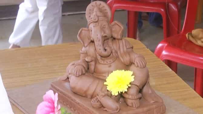 ಗಣೇಶ ಮೂರ್ತಿ ಖರೀದಿಸುತ್ತಿದ್ದೀರಾ? ವಾಸ್ತು ನಿಯಮಗಳನ್ನು ತಪ್ಪದೇ ತಿಳಿಯಿರಿ