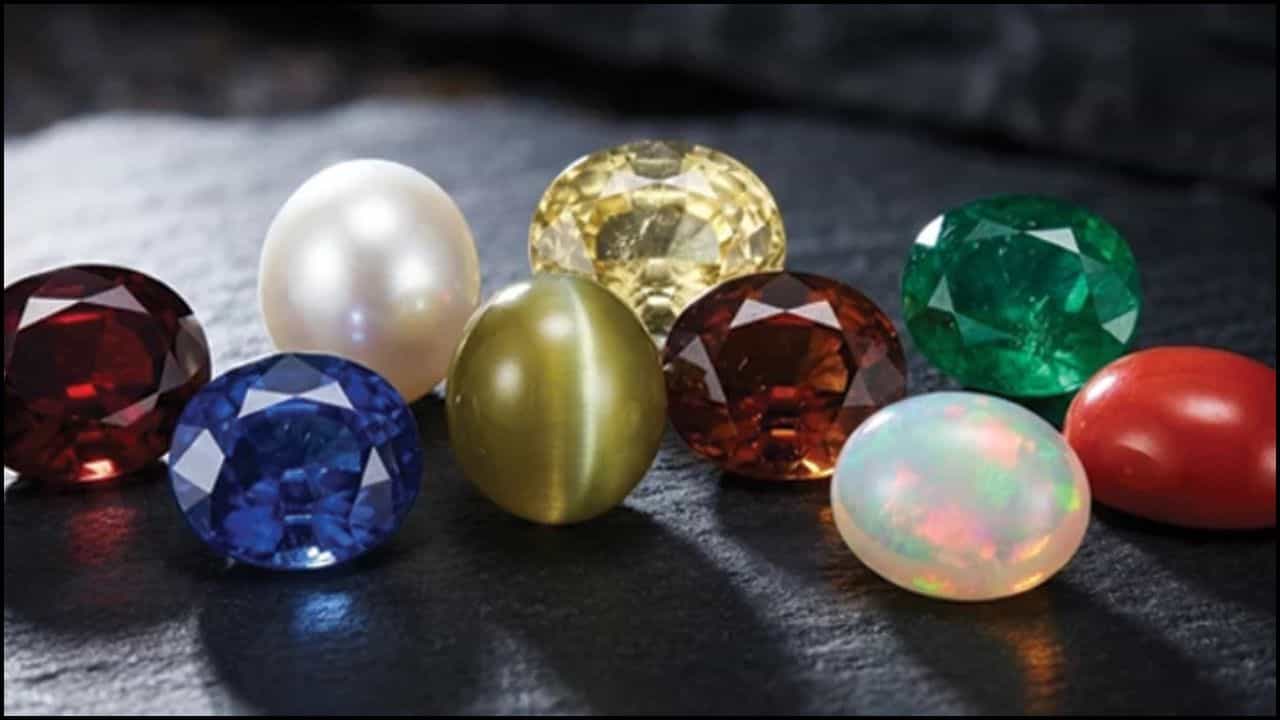 Gemstones: ನೀವು ಧರಿಸಿದ ರತ್ನ ತನ್ನ ಪರಿಣಾಮವನ್ನು ತೋರಿಸಲು ಎಷ್ಟು ದಿನ ತೆಗೆದುಕೊಳ್ಳುತ್ತದೆ ಗೊತ್ತೇ? Gemstones: ನೀವು ಧರಿಸಿದ ರತ್ನ ತನ್ನ ಪರಿಣಾಮವನ್ನು ತೋರಿಸಲು ಎಷ್ಟು ದಿನ ತೆಗೆದುಕೊಳ್ಳುತ್ತದೆ ಗೊತ್ತೇ?