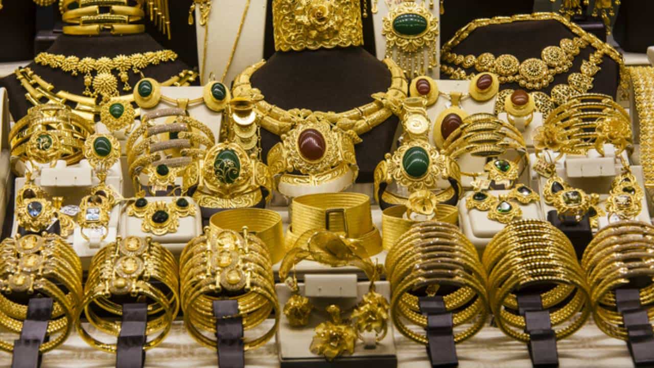 Gold Rates 13 Aug: ಭಾರತದಲ್ಲಿ ಚಿನ್ನದ ಬೆಲೆ ತುಸು ಹೆಚ್ಚಳ; ಅಂತಾರಾಷ್ಟ್ರೀಯ ಮಾರುಕಟ್ಟೆಯಲ್ಲಿ ಬೆಲೆ ಇಳಿಕೆ