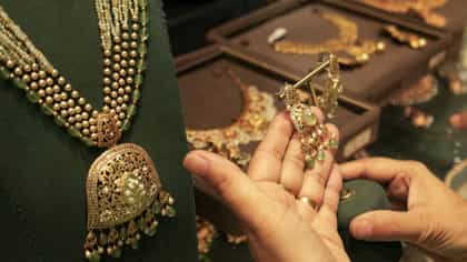 Gold Rates 28 Aug: ಚಿನ್ನ, ಬೆಳ್ಳಿ ಬೆಲೆಗಳು ಇಳಿಕೆ