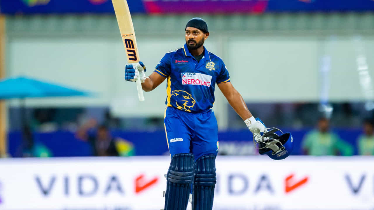 TNPL 2026: 40 ಎಸೆತಗಳಲ್ಲಿ ಅತಿ ವೇಗದ ಶತಕ; 9 ವರ್ಷಗಳ ಹಳೆಯ ದಾಖಲೆ ಉಡೀಸ್ TNPL 2026: 40 ಎಸೆತಗಳಲ್ಲಿ ಅತಿ ವೇಗದ ಶತಕ; 9 ವರ್ಷಗಳ ಹಳೆಯ ದಾಖಲೆ ಉಡೀಸ್