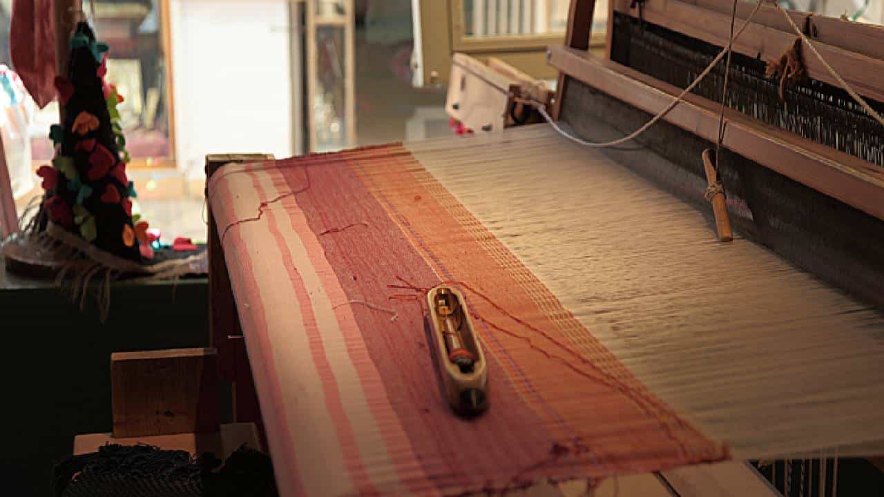 National Handloom Day 2026: ಭಾರತದ ಪ್ರಮುಖ ಕೈಮಗ್ಗ ತಾಣಗಳು National Handloom Day 2026: ಭಾರತದ ಪ್ರಮುಖ ಕೈಮಗ್ಗ ತಾಣಗಳು