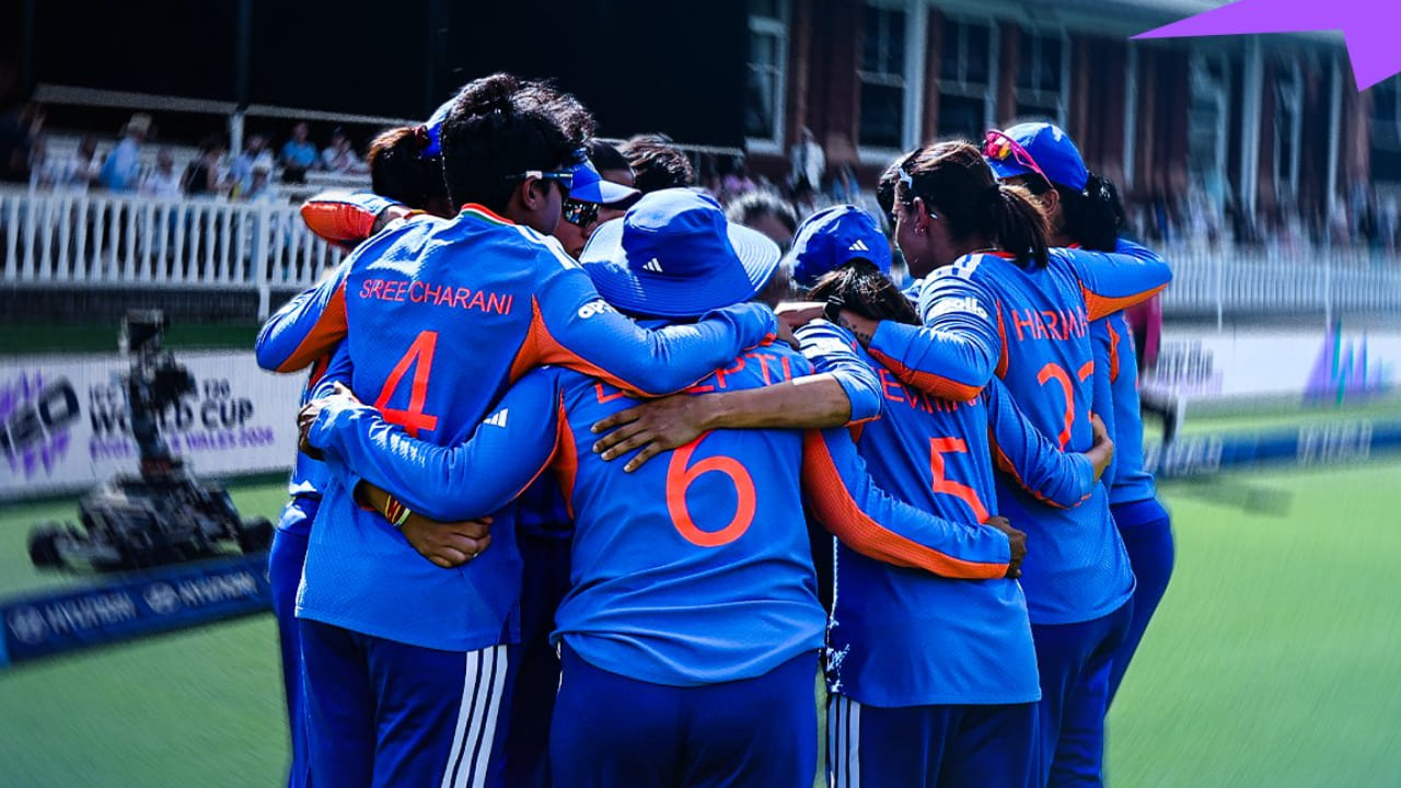 ಏಷ್ಯಾಕಪ್ಗೆ ಭಾರತ ಮಹಿಳಾ ತಂಡ: ಹರ್ಮನ್ಪ್ರೀತ್ ಕೌರ್ (ನಾಯಕಿ), ಸ್ಮೃತಿ ಮಂಧಾನ (ಉಪನಾಯಕಿ), ಶೆಫಾಲಿ ವರ್ಮಾ, ಭಾರತಿ ಫುಲ್ಮಾಲಿ, ದೀಪ್ತಿ ಶರ್ಮಾ, ರಿಚಾ ಘೋಷ್ (ವಿಕೆಟ್ಕೀಪರ್), ಜಿ. ಕಮಲಿನಿ (ವಿಕೆಟ್ಕೀಪರ್), ಅರುಂಧತಿ ರೆಡ್ಡಿ, ಪ್ರೇಮಾ ರಾವತ್, ರಾಧಾ ಯಾದವ್, ಶ್ರೀ ಚರಣಿ, ರೇಣುಕಾ ಸಿಂಗ್ ಠಾಕೂರ್, ನಂದನಿ ಶರ್ಮಾ, ಕ್ರಾಂತಿ ಗೌಡ್, ಪ್ರತೀಕಾ ರಾವಲ್(PC-PTI).