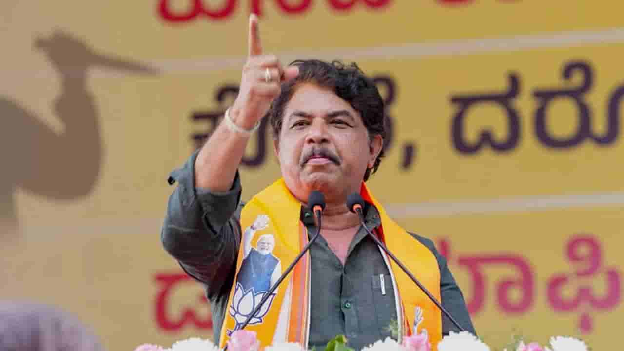 ನ್ಯಾಯಾಲಯದ ಕಣ್ಣಿಗೆ ಮಣ್ಣೆರಚಿ ದೆಹಲಿ ಪ್ರವಾಸ: ಸಚಿವ ನಾಗೇಂದ್ರ ವಿರುದ್ಧ ಆರ್. ಅಶೋಕ್ ತೀವ್ರ ವಾಗ್ದಾಳಿ!