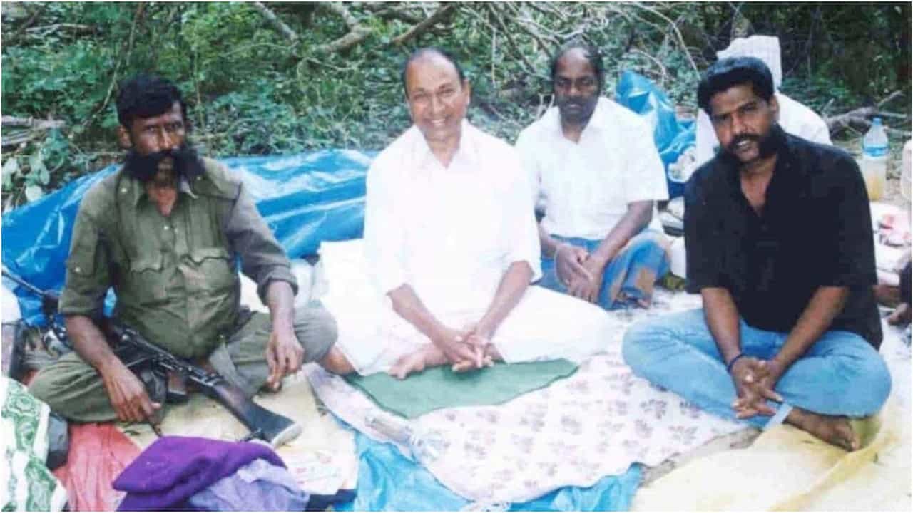 ಭೀಮನ ಅಮವಾಸ್ಯೆ ದಿನ ನಡೆದಿತ್ತು ಅಣ್ಣಾವ್ರ ಕಿಡ್ನ್ಯಾಪ್; 108 ದಿನಗಳ ಕಥನ ಭೀಮನ ಅಮವಾಸ್ಯೆ ದಿನ ನಡೆದಿತ್ತು ಅಣ್ಣಾವ್ರ ಕಿಡ್ನ್ಯಾಪ್; 108 ದಿನಗಳ ಕಥನ