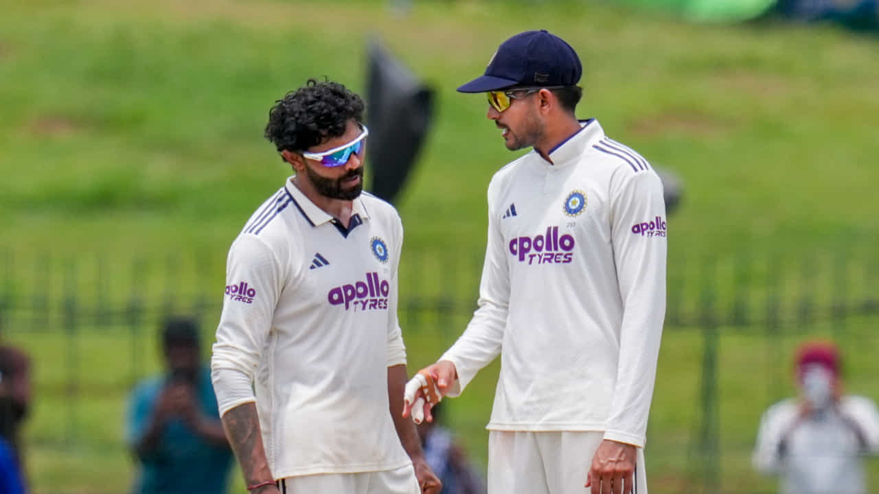 ಜಡೇಜಾ ಮಾತು ಕೇಳಿ ಸತತ 22 ಬಾರಿ ಯಾಮಾರಿರುವ ನಾಯಕ ಜಡೇಜಾ ಮಾತು ಕೇಳಿ ಸತತ 22 ಬಾರಿ ಯಾಮಾರಿರುವ ನಾಯಕ