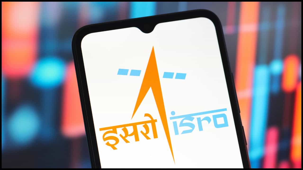 ISRO Recruitment 2026: ಇಸ್ರೋದಿಂದ 242 ವಿವಿಧ ಹುದ್ದೆಗಳಿಗೆ ಅರ್ಜಿ ಆಹ್ವಾನ; ಪದವೀಧರರಿಗೆ ಸುವರ್ಣಾವಕಾಶ!