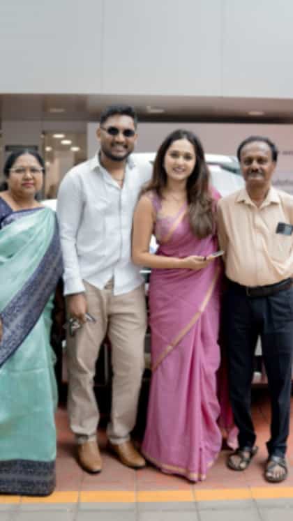 ಐಶಾರಾಮಿ ಕಾರು ಖರೀದಿಸಿದ ನಟಿ ಸ್ಪಂದನಾ ಸೋಮಣ್ಣ: ವಿಡಿಯೋ ನೋಡಿ