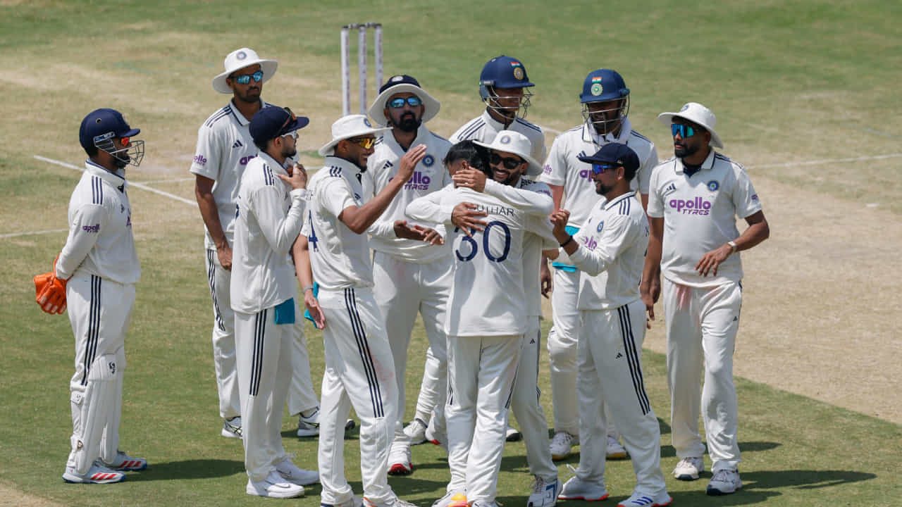 IND vs SL: ಟೆಸ್ಟ್ ಸರಣಿಯನ್ನು ಕ್ಲೀನ್ ಸ್ವೀಪ್ ಮಾಡಿದರೆ ಟೀಂ ಇಂಡಿಯಾಕ್ಕಾಗುವ ಲಾಭವೇನು? IND vs SL: ಟೆಸ್ಟ್ ಸರಣಿಯನ್ನು ಕ್ಲೀನ್ ಸ್ವೀಪ್ ಮಾಡಿದರೆ ಟೀಂ ಇಂಡಿಯಾಕ್ಕಾಗುವ ಲಾಭವೇನು?