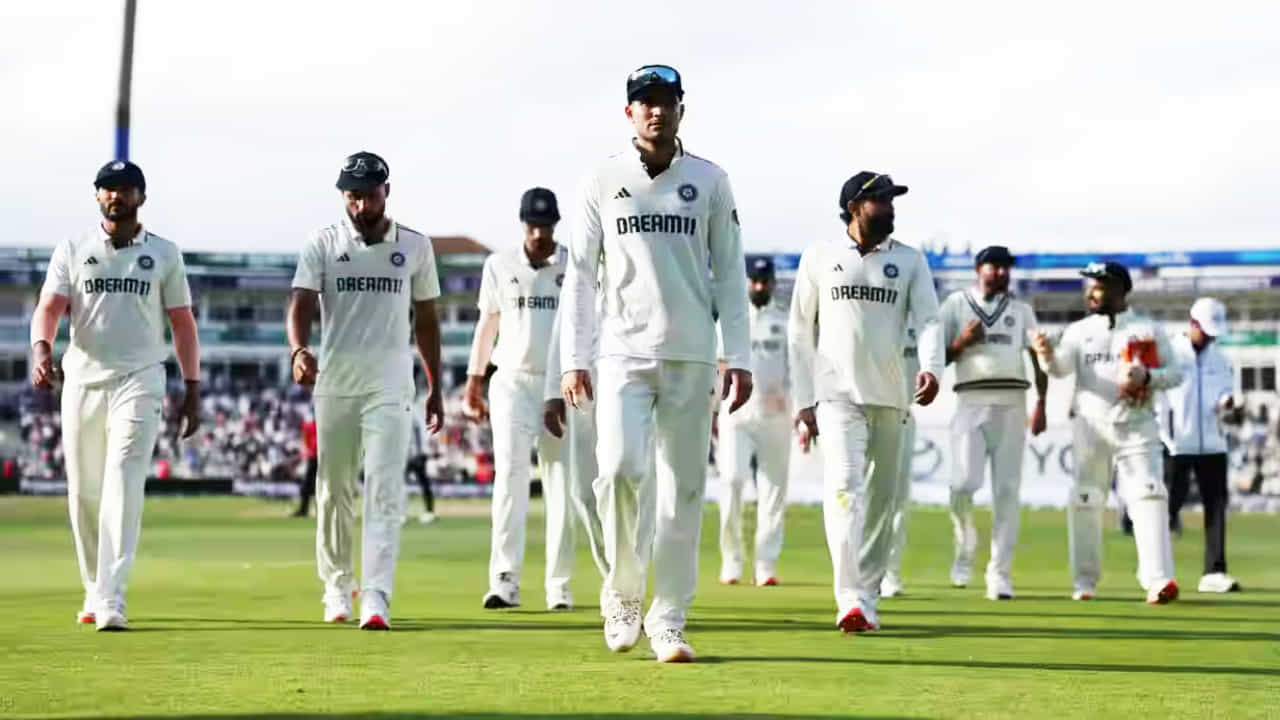 ಟೀಮ್ ಇಂಡಿಯಾ ಪ್ಲೇಯಿಂಗ್ ಇಲೆವೆನ್ನಲ್ಲಿ ಒಂದು ಬದಲಾವಣೆ ಖಚಿತ! ಟೀಮ್ ಇಂಡಿಯಾ ಪ್ಲೇಯಿಂಗ್ ಇಲೆವೆನ್ನಲ್ಲಿ ಒಂದು ಬದಲಾವಣೆ ಖಚಿತ!