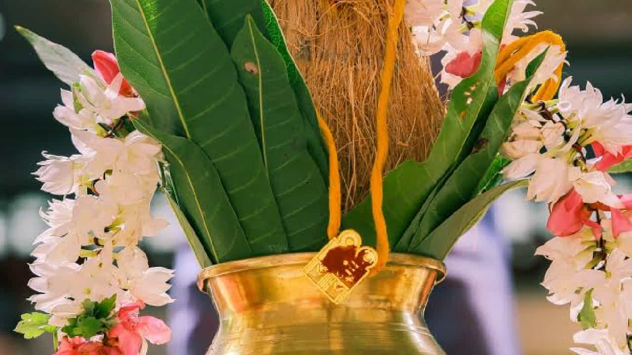 Traditional Practice: ತಾಳಿ ದಾರ ಯಾವ ದಿನ ಬದಲಾಯಿಸಬೇಕು? ಪಾಲಿಸಬೇಕಾದ ಸಂಪ್ರದಾಯಗಳಿವು! Traditional Practice: ತಾಳಿ ದಾರ ಯಾವ ದಿನ ಬದಲಾಯಿಸಬೇಕು? ಪಾಲಿಸಬೇಕಾದ ಸಂಪ್ರದಾಯಗಳಿವು!
