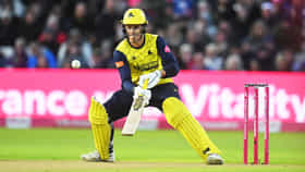 ಆಲ್ಬರ್ಟ್ ಅಬ್ಬರ: ಆರು ಎಸೆತಗಳಲ್ಲಿ 6 ಸಿಕ್ಸ್​..!