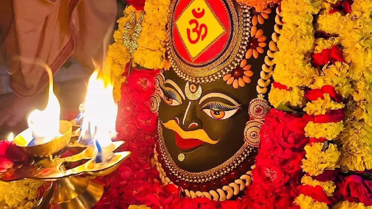 Jyotirlinga Darshan: ಜ್ಯೋತಿರ್ಲಿಂಗ ದರ್ಶನದ ನಂತರ ಆರೋಗ್ಯದಲ್ಲಿ ವ್ಯತ್ಯಾಸವಾಗುವುದೇಕೆ? ವೈಜ್ಞಾನಿಕ ಮತ್ತು ಆಧ್ಯಾತ್ಮಿಕ ಕಾರಣ ಇಲ್ಲಿದೆ Jyotirlinga Darshan: ಜ್ಯೋತಿರ್ಲಿಂಗ ದರ್ಶನದ ನಂತರ ಆರೋಗ್ಯದಲ್ಲಿ ವ್ಯತ್ಯಾಸವಾಗುವುದೇಕೆ? ವೈಜ್ಞಾನಿಕ ಮತ್ತು ಆಧ್ಯಾತ್ಮಿಕ ಕಾರಣ ಇಲ್ಲಿದೆ