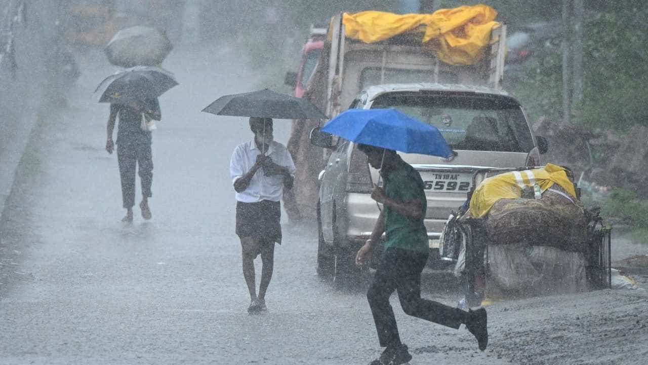 Karnataka Weather Forecast: ರಾಜ್ಯಾದ್ಯಂತ ಮಳೆ ಮತ್ತು ಬಿರುಗಾಳಿಯ ಮುನ್ನೆಚ್ಚರಿಕೆ! Karnataka Weather Forecast: ರಾಜ್ಯಾದ್ಯಂತ ಮಳೆ ಮತ್ತು ಬಿರುಗಾಳಿಯ ಮುನ್ನೆಚ್ಚರಿಕೆ!