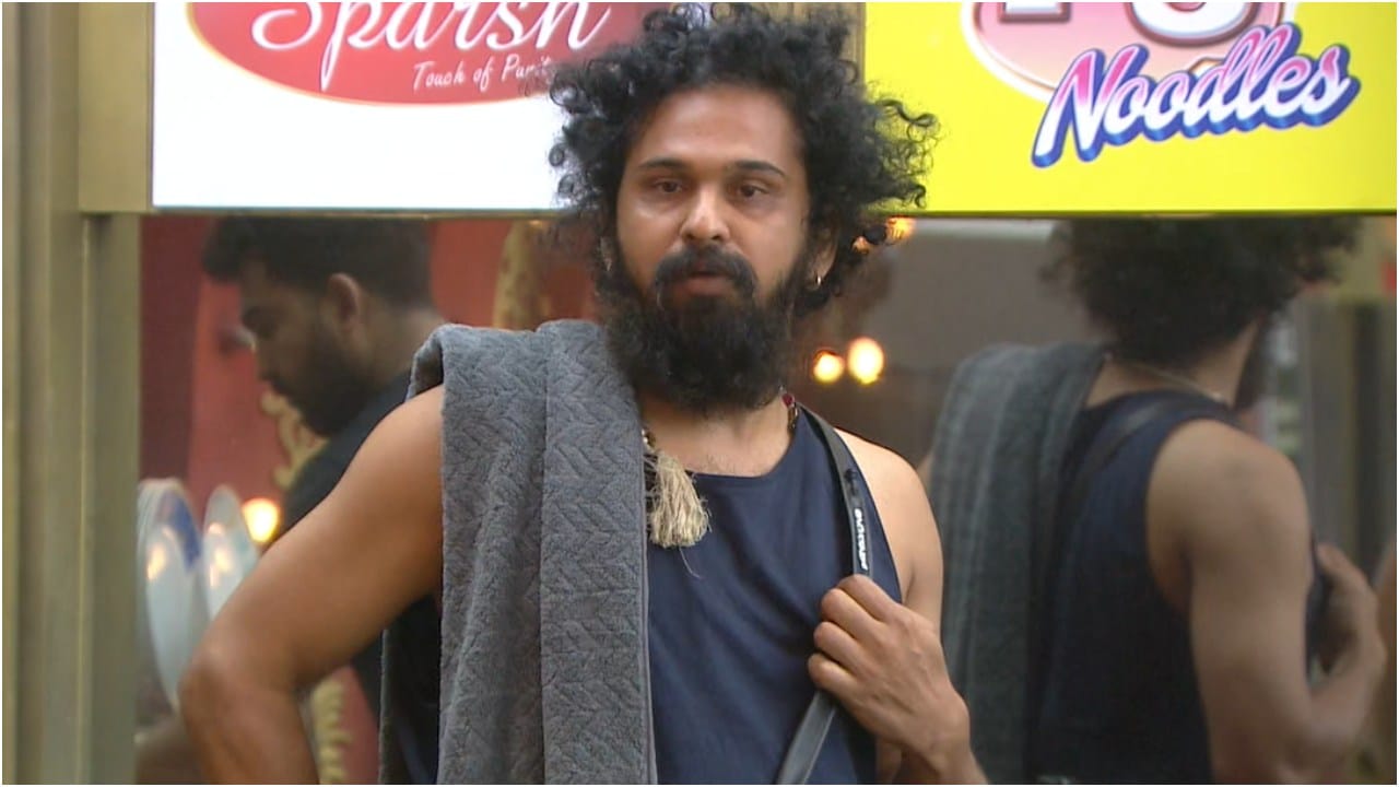 ಬಿಗ್ ಬಾಸ್ ಮನೆಗೆ ಬಂದಿರುವ ಅವಿನಾಶ್, ಇನ್ನು ಸಂಪೂರ್ಣವಾಗಿ ತಮ್ಮ ಆಟವನ್ನು ಶುರು ಮಾಡಿಲ್ಲ. ಸದ್ಯಕ್ಕೆ ಅವರು ಎಲ್ಲರಿಗೂ ಬುದ್ಧಿವಾದ ಹೇಳುತ್ತಾ ಇದ್ದಾರೆ. ಇನ್ನಾದರೂ ಅವರು ಗೇಮ್ನಲ್ಲಿ ಸಕ್ರಿಯವಾಗಿ ತಮ್ಮ ಖದರ್ ತೋರಿಸಬೇಕಿದೆ.