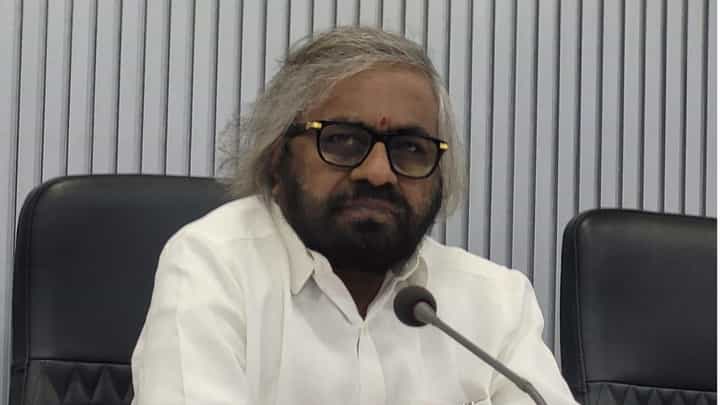 ಕೆಪಿಎಸ್ಸಿ ರದ್ದುಗೊಳಿಸುವ ಕುರಿತು ಸಂಪುಟದಲ್ಲಿ ಚರ್ಚೆ: ಸಚಿವ ಈಶ್ವರ್ ಖಂಡ್ರೆ ಅವರಿಂದಲೇ ಮಾಹಿತಿ ಬಹಿರಂಗ ಕೆಪಿಎಸ್ಸಿ ರದ್ದುಗೊಳಿಸುವ ಕುರಿತು ಸಂಪುಟದಲ್ಲಿ ಚರ್ಚೆ: ಸಚಿವ ಈಶ್ವರ್ ಖಂಡ್ರೆ ಅವರಿಂದಲೇ ಮಾಹಿತಿ ಬಹಿರಂಗ
