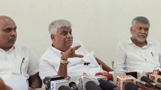 ಸರ್ಕಾರದ ನಡೆಗೆ ಠಕ್ಕರ್: ಸ್ವಂತ ಖರ್ಚಿನಲ್ಲಿ ಕಾಲುವೆ ದುರಸ್ತಿಕಾರ್ಯಕ್ಕೆ ಮುಂದಾದ ಹೆಚ್​​.ಡಿ. ರೇವಣ್ಣ
