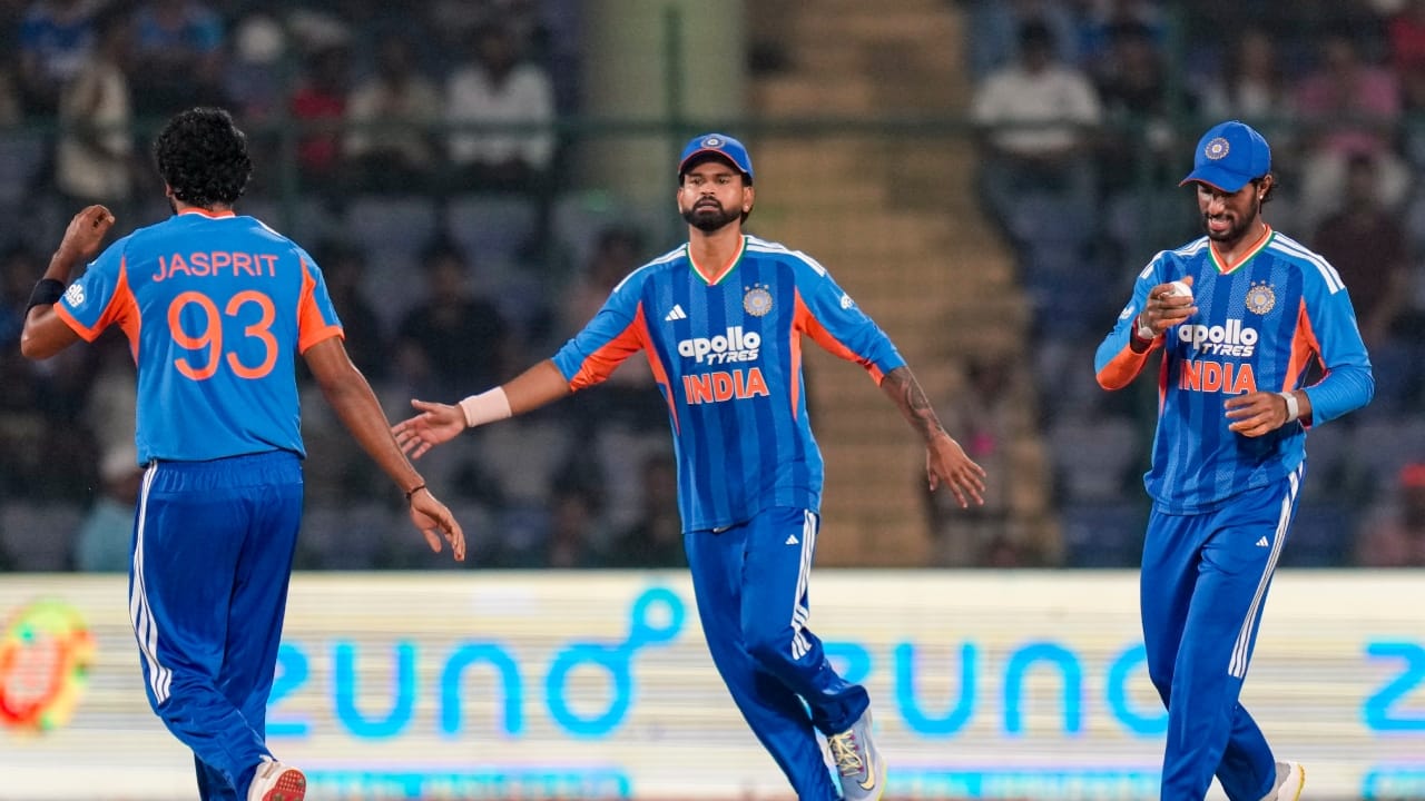 ಟೀಂ ಇಂಡಿಯಾ ಸೆಪ್ಟೆಂಬರ್ 28 ರಂದು ಮೈದಾನಕ್ಕೆ ಇಳಿಯಲಿದ್ದು, ನೇರವಾಗಿ ಕ್ವಾರ್ಟರ್ ಫೈನಲ್ಗೆ ಪ್ರವೇಶಿಸಿದೆ. ಭಾರತ ಯಾರನ್ನು ಎದುರಿಸಲಿದೆ ಎಂಬುದು ಸ್ಪಷ್ಟವಾಗಿಲ್ಲ. ಆದಾಗ್ಯೂ ತಂಡದ ಪ್ರದರ್ಶನವನ್ನು ಗಮನಿಸಿದರೆ ಸತತ ಎರಡನೇ ಬಾರಿಗೆ ಚಾಂಪಿಯನ್ ಪಟ್ಟವನ್ನು ಅಲಂಕರಿಸುವ ಸಾಧ್ಯತೆಗಳಿವೆ(PC-PTI).
