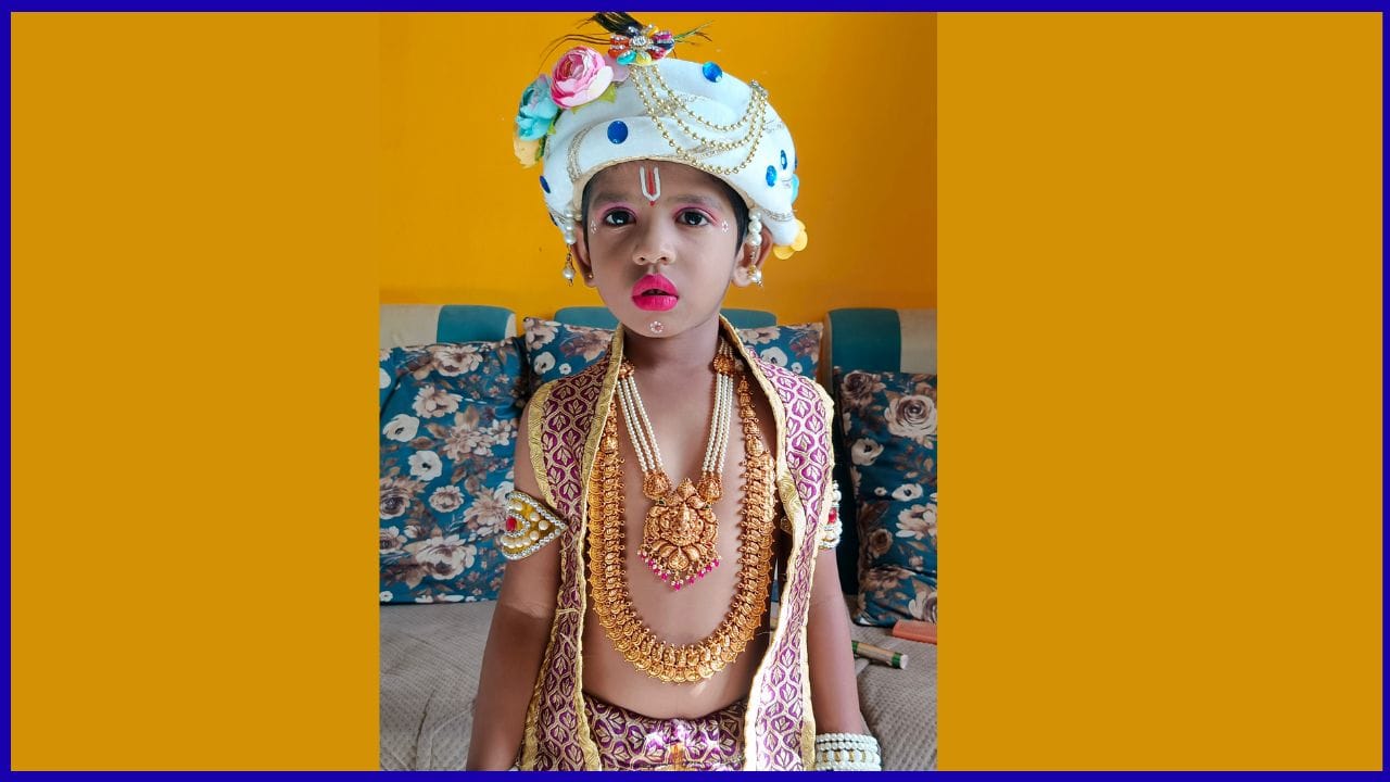 ಮುದ್ದು ಕೃಷ್ಣ: ಹರ್ಷಿಲ್ ಮುತ್ತುರಾಯ ಗೌಡ.ಎಂ,
ಊರು: ನೆಲಮಂಗಲ,
ತಂದೆ - ಮಂಜುನಾಥ ಜಿ,
ತಾಯಿ - ದೀಪು ಎಸ್