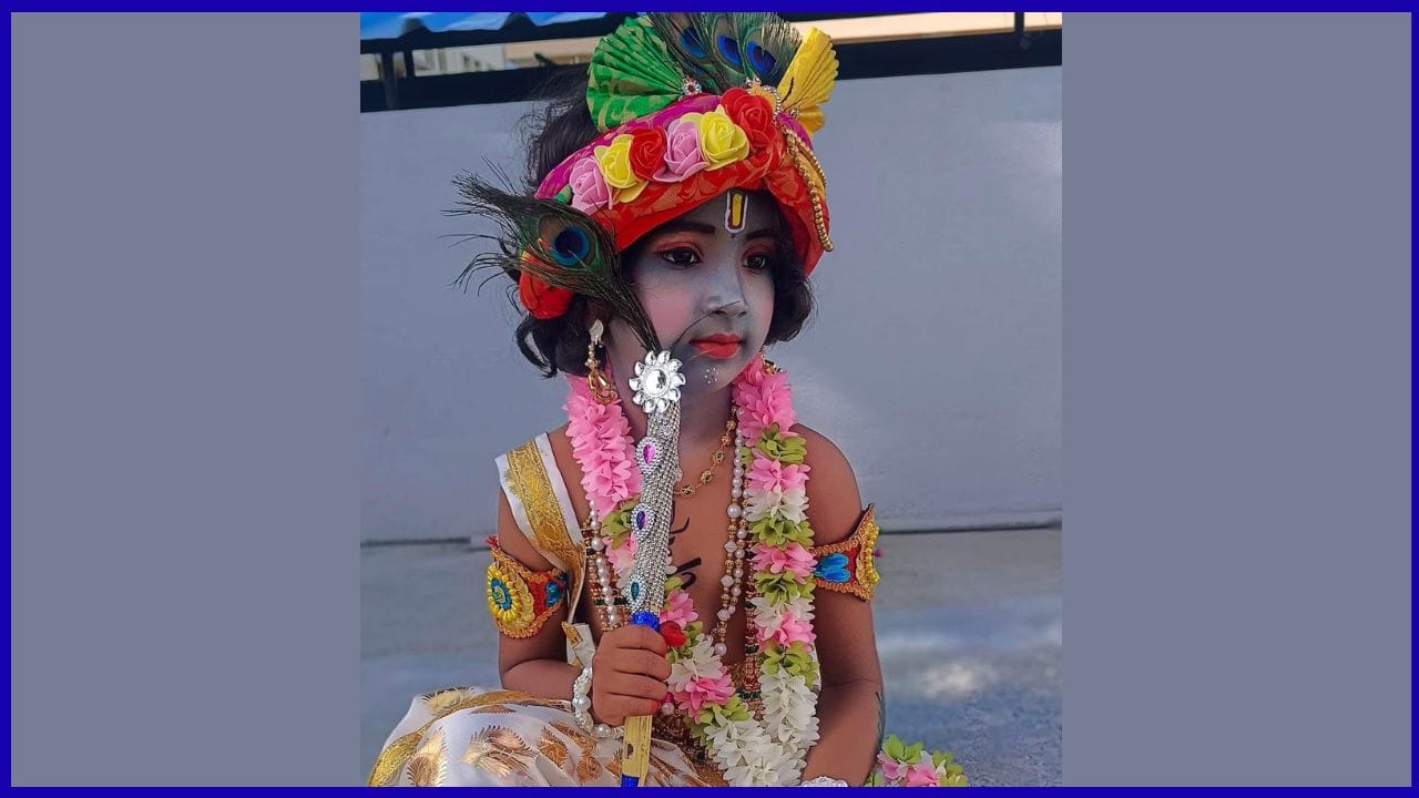 ಮುದ್ದು ಕೃಷ್ಣ: ಹೃತ್ವಿ ಎಂ ಗೌಡ,
ತಂದೆಯ ಹೆಸರು: ಮಂಜುನಾಥ್ ಆರ್,
ತಾಯಿಯ ಹೆಸರು: ಭವ್ಯ,
ಊರು:
ಬಿನ್ನಮಂಗಲ ನೆಲಮಂಗಲ ವಿಳಾಸ