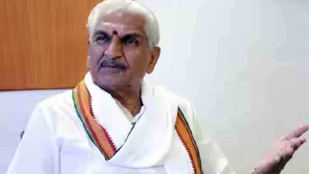 ಬಂಟ್ವಾಳ ರಹಿಮಾನ್ ಹತ್ಯೆ ಕೇಸ್: ಕಲ್ಲಡ್ಕ ಪ್ರಭಾಕರ ಭಟ್ಗೆ ನೊಟೀಸ್, ಸಿಡಿದೆದ್ದ ವಿಹೆಚ್ಪಿ ಬಂಟ್ವಾಳ ರಹಿಮಾನ್ ಹತ್ಯೆ ಕೇಸ್: ಕಲ್ಲಡ್ಕ ಪ್ರಭಾಕರ ಭಟ್ಗೆ ನೊಟೀಸ್, ಸಿಡಿದೆದ್ದ ವಿಹೆಚ್ಪಿ