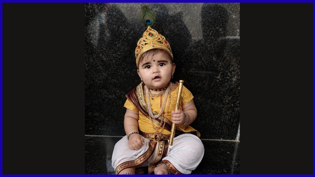 ಮುದ್ದು ಕೃಷ್ಣ: ಧೀಮಹಿ ಬಾಗೇವಾಡಿ , ವಯಸ್ಸು: 6 ತಿಂಗಳು, ತಾಯಿ: ಸುಷ್ಮಾ , ತಂದೆ: ಅರುಣಕುಮಾರ ಬಾಗೇವಾಡಿ , ಊರು: ವಿಜಯನಗರ
