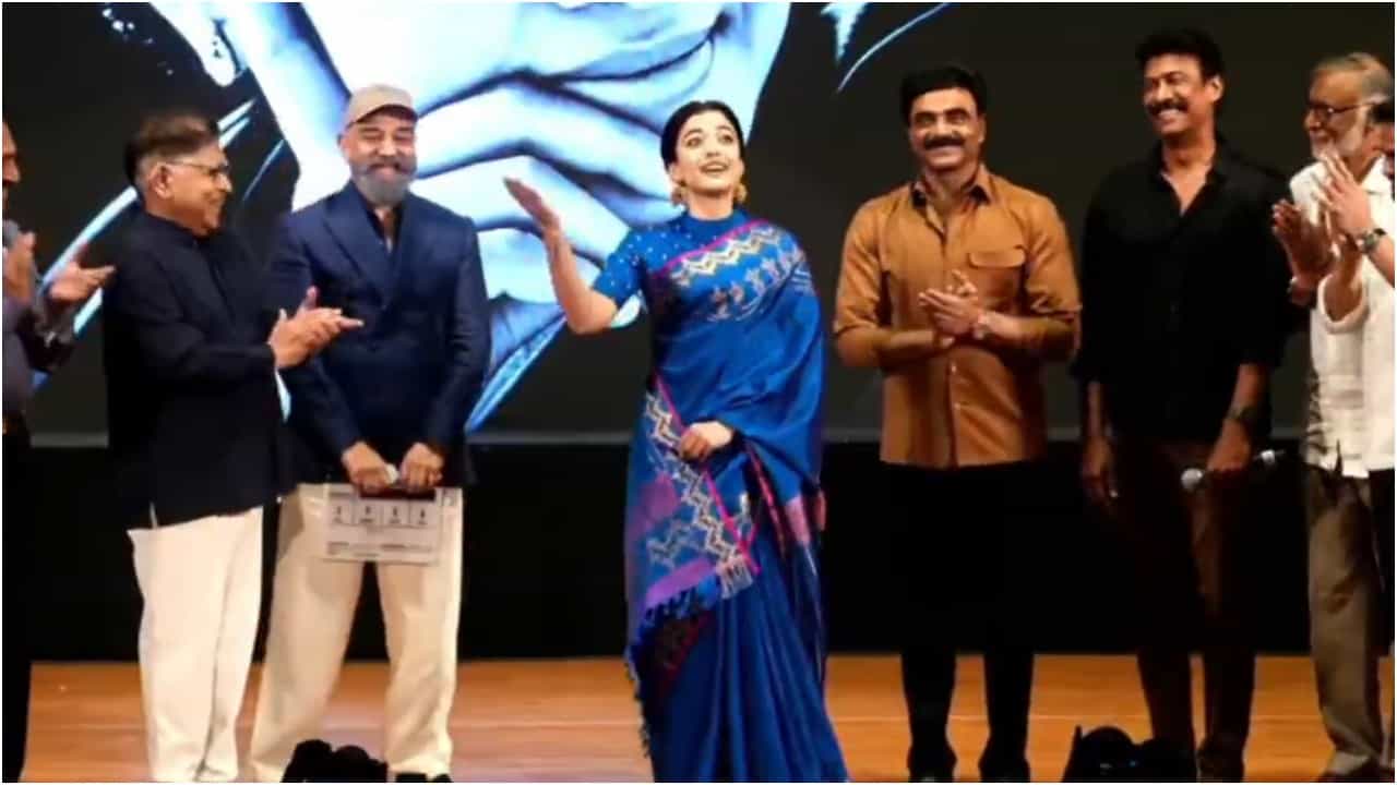 ನೂರಕ್ಕೆ ನೂರರಷ್ಟು ಶ್ರಮ ಹಾಕುತ್ತೇನೆ; ಸುಬ್ಬುಲಕ್ಷ್ಮಿ ಬಯೋಪಿಕ್ ಬಗ್ಗೆ ರಶ್ಮಿಕಾ ಮಾತು ನೂರಕ್ಕೆ ನೂರರಷ್ಟು ಶ್ರಮ ಹಾಕುತ್ತೇನೆ; ಸುಬ್ಬುಲಕ್ಷ್ಮಿ ಬಯೋಪಿಕ್ ಬಗ್ಗೆ ರಶ್ಮಿಕಾ ಮಾತು