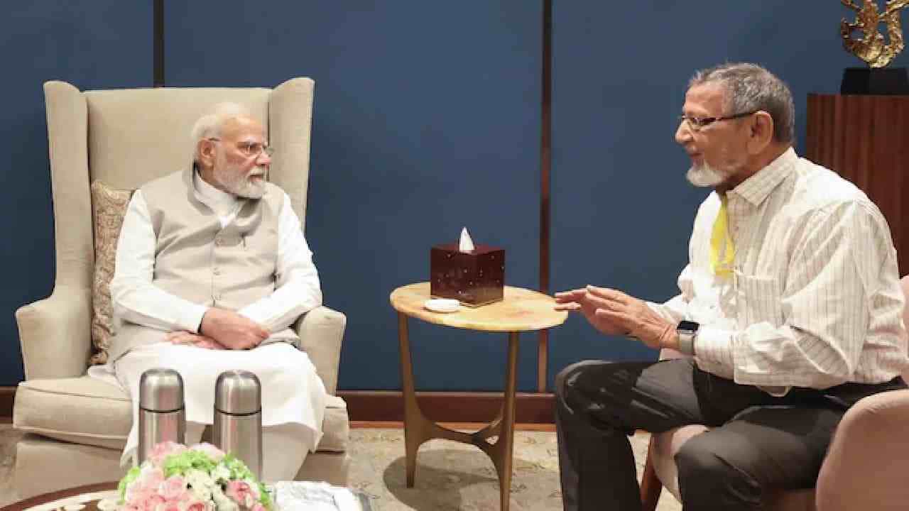 ಭೂ ವಿವಾದ ಬಗೆಹರಿಸಿಕೊಡಿ: ಪ್ರಧಾನಿ ಮೋದಿ ಭೇಟಿ ಮಾಡಿ ಸಿಬಿಐ ತನಿಖೆಗೆ ಸ್ಕೂಲ್ಮೇಟ್ ಮನವಿ ಭೂ ವಿವಾದ ಬಗೆಹರಿಸಿಕೊಡಿ: ಪ್ರಧಾನಿ ಮೋದಿ ಭೇಟಿ ಮಾಡಿ ಸಿಬಿಐ ತನಿಖೆಗೆ ಸ್ಕೂಲ್ಮೇಟ್ ಮನವಿ