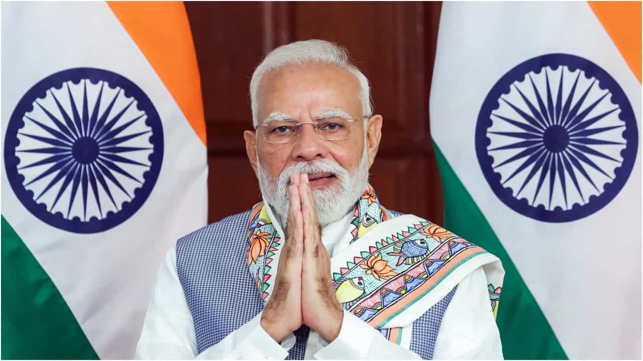 ಪಿಎಂ ನರೇಂದ್ರ ಮೋದಿ ಜನ್ಮದಿನಕ್ಕೆ ‘ಆಶೀರ್ವಾದ್ ಕಾ ದಿಯಾ’ ಸಾಂಗ್ ರಿಲೀಸ್ ಪಿಎಂ ನರೇಂದ್ರ ಮೋದಿ ಜನ್ಮದಿನಕ್ಕೆ ‘ಆಶೀರ್ವಾದ್ ಕಾ ದಿಯಾ’ ಸಾಂಗ್ ರಿಲೀಸ್